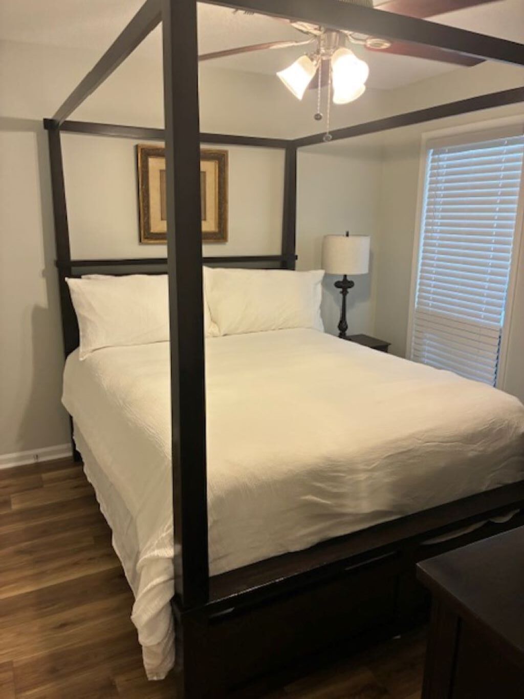 3 多间卧室、WiFi、床单