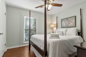 3 bedrooms, WiFi, bed sheets