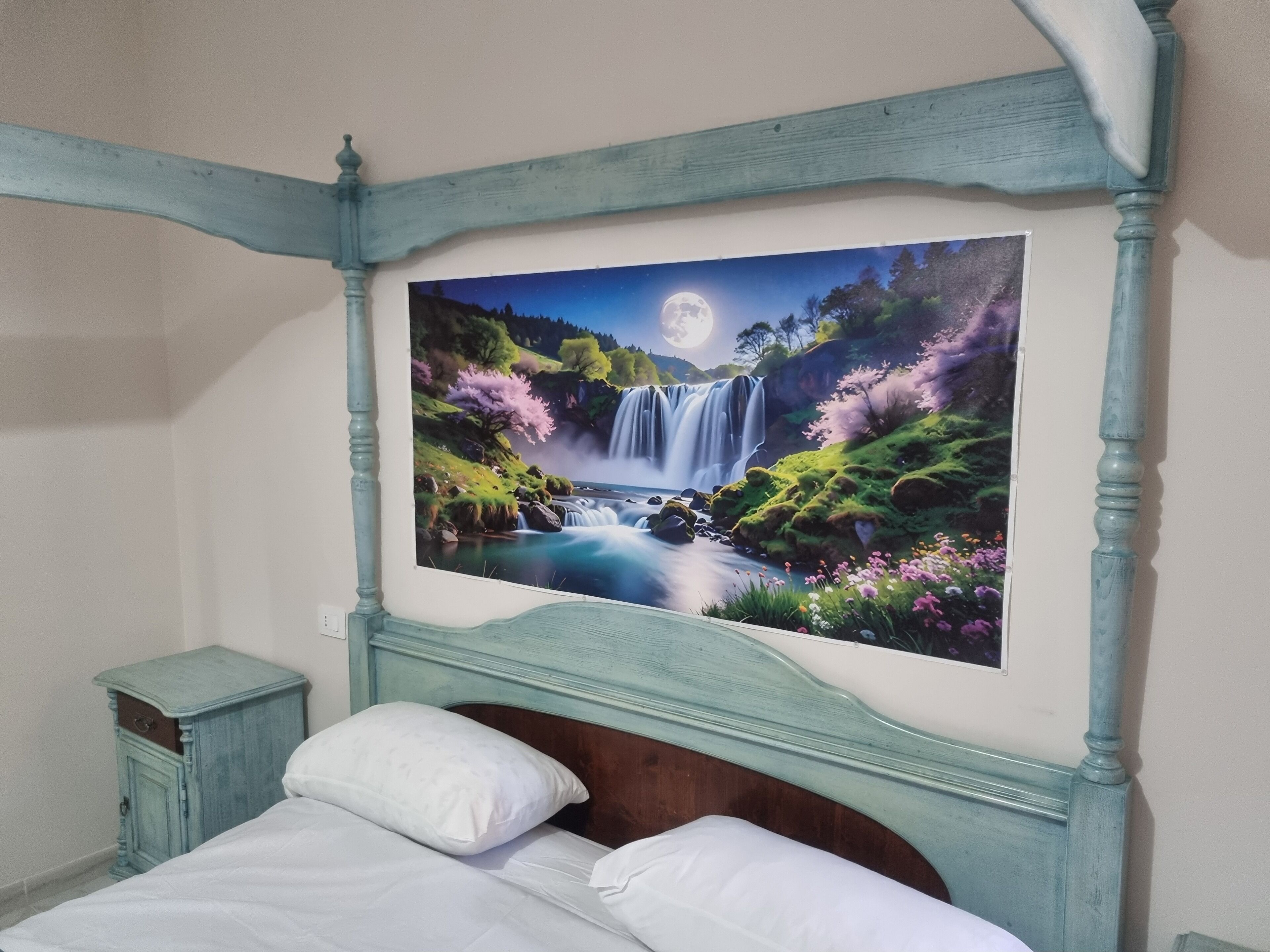 Deluxe Single Room, Hill View | Free WiFi