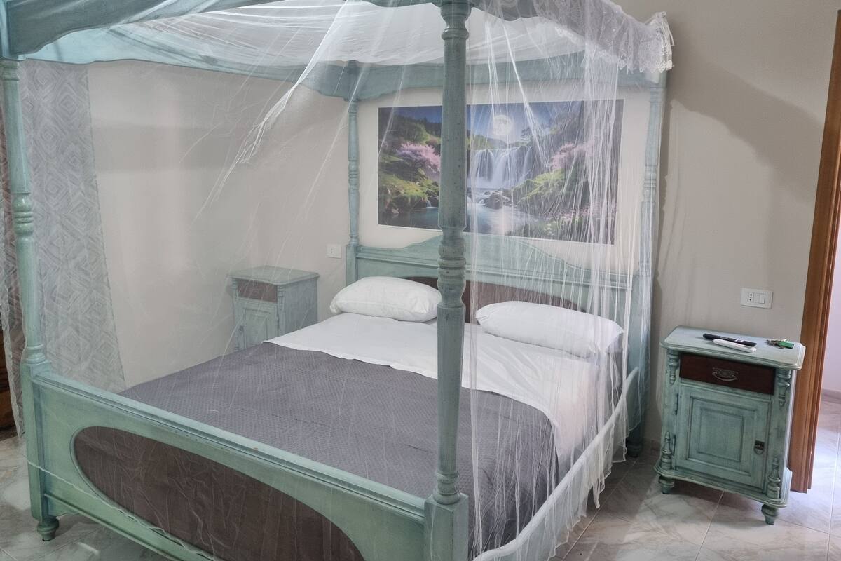 Deluxe Single Room, Hill View