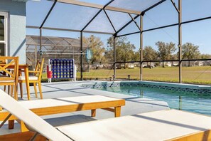 Pool - Modern 3BR Orlando Villa, Heated Pool & BBQ, 14 Miles to Disney (Davenport)