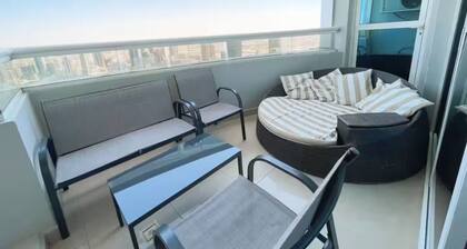Spacious 3BR Apartment with Stunning Lake View