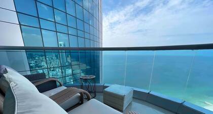 Full Seaview elegant apartment high floor for 8p