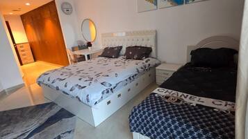 2 bedrooms, iron/ironing board