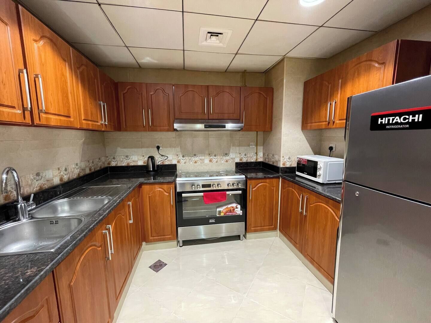 Micro-ondes, four, plaque de cuisson