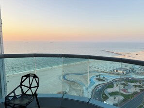 Imagen sin descripción, 4 de 23, botón