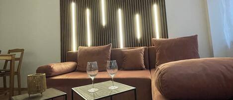 Appartement Familial, vue cour intérieure