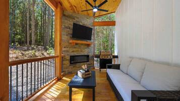 Kabin, Beberapa Tempat Tidur, hot tub (Starlight Retreat) | Area keluarga