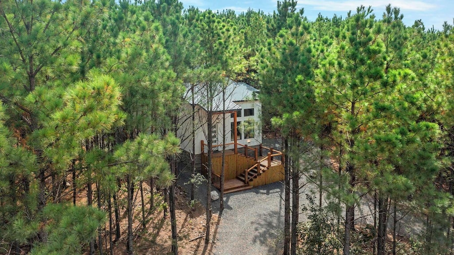 Starlight Retreat 12 Guests