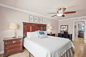 Unclassified image, 4 of 31, button