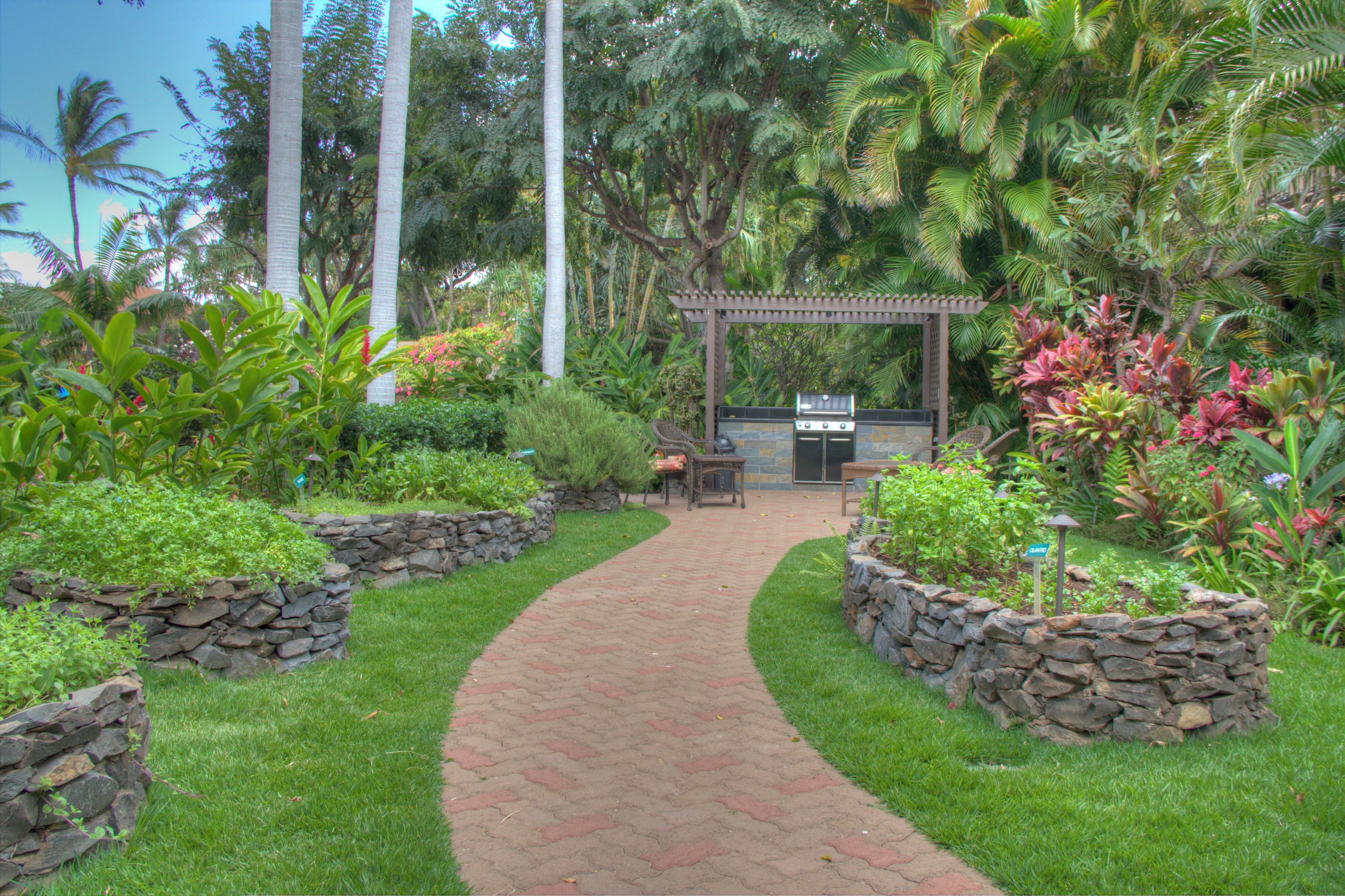 Take advantage of the onsite herb gardens and barbecue grilling stations to prepare an unforgettable island-inspired meal.