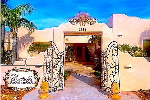 SEDONA SUITE - Enchanting Southwest Charm