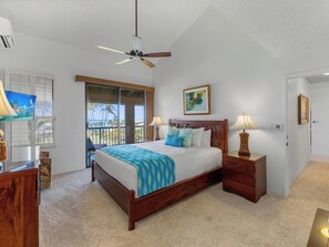 1 bedroom, iron/ironing board, WiFi, bed sheets - Elevated Ocean Views | Walk to the Beach (Wailea)