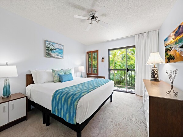 1 bedroom, iron/ironing board, WiFi, bed sheets - Walk to Locals Favorite Beach - Wailea Ekahi 40F (Wailea)
