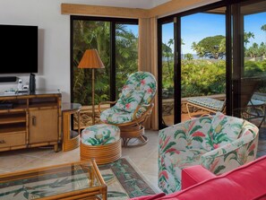 TV - Wailea Elua Village 1501 - 2 Bedroom Garden View Condo (Wailea)