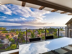 تناول الطعام بالخارج