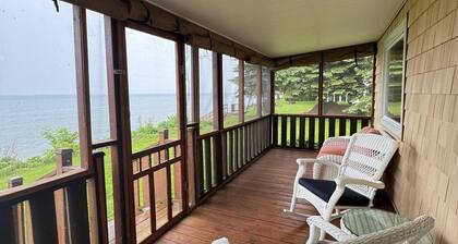 Lake it Easy 2-bedroom cottage in Lyndonville