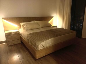 2 室のベッドルーム、WiFi、ベッドシーツ