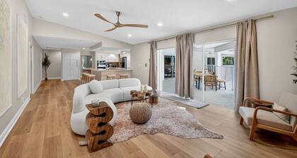 Palm Beach Polo/PGA Retreat – Pool & Luxe Comfort