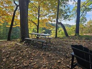 Outdoor dining - Hocking Hills Store Campsite #3 (Tent Site) (Washington Township)