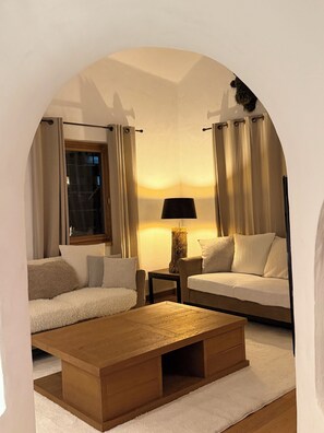 Smart TV - Apartment in the old village, at the foot of the slopes. Residence le SQUAW VALLEY (Val-d'Isère)