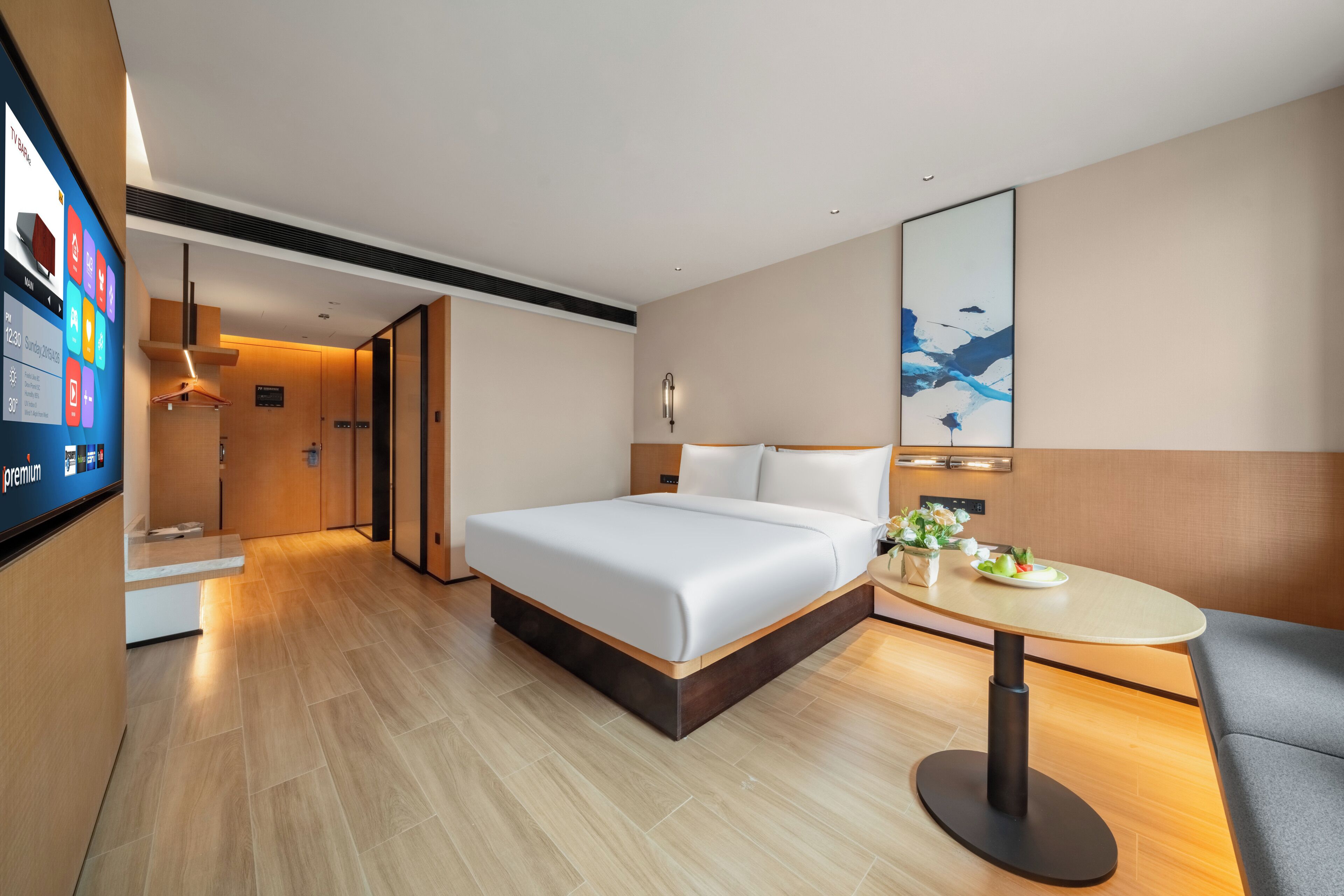 Superior Room, 1 King Bed, City View
