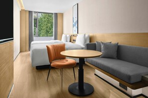 Habitación superior, 2 camas dobles, vistas a la ciudad | Wifi gratis