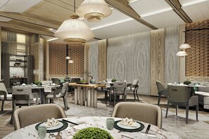 2 restaurants servant le petit déjeuner, spécialités Cuisine chinoise