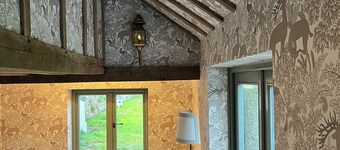 Refurbished historical cottage on the private estate of Slaugham Place Ruins.