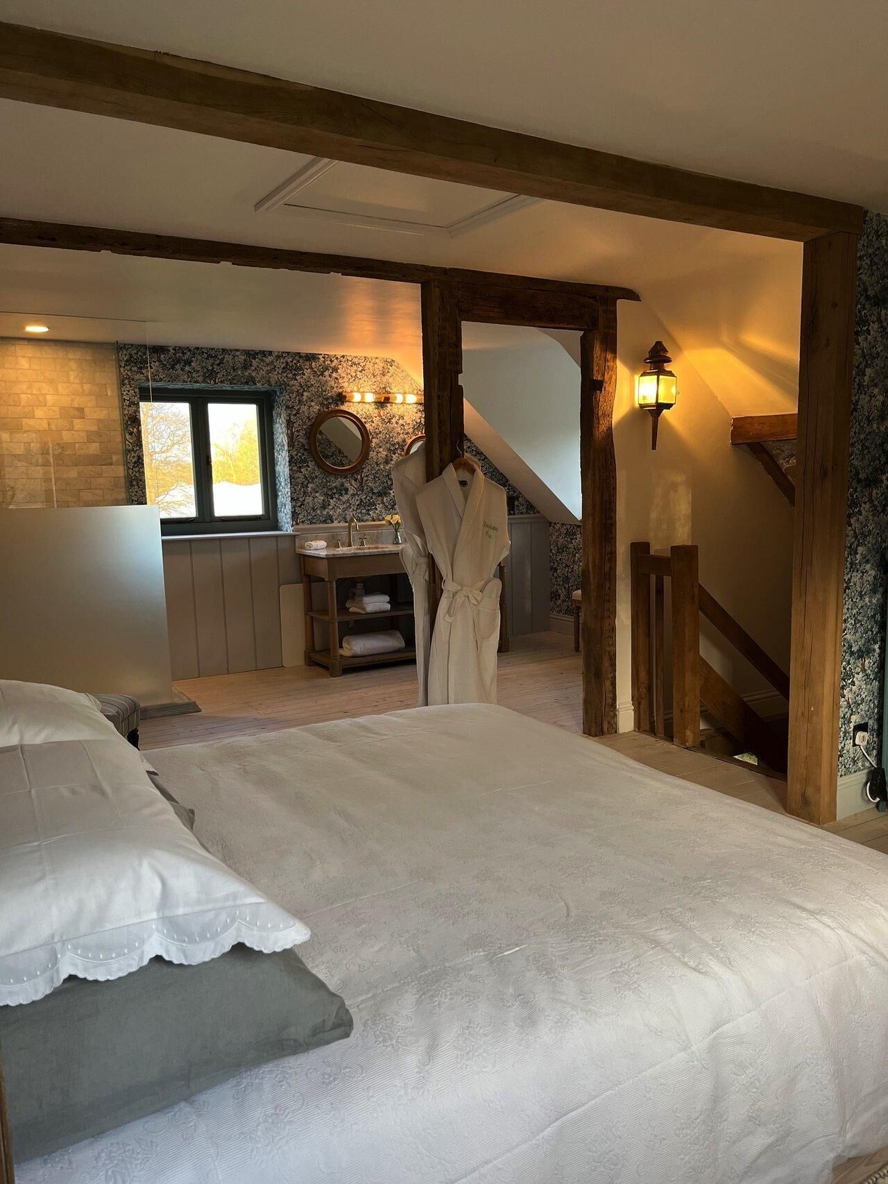 1 camera, ferro/asse da stiro, Wi-Fi, lenzuola