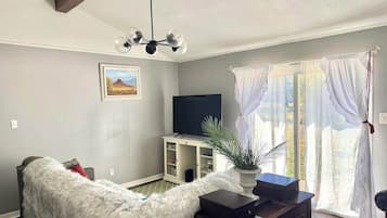Smart TV, books