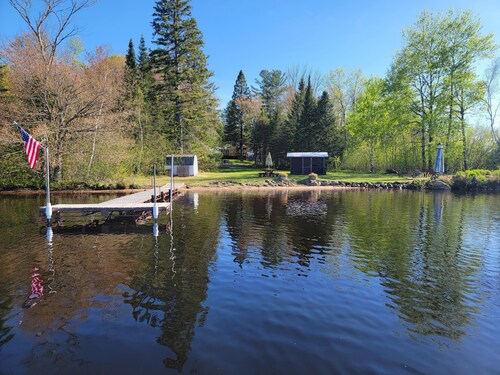 Lakefront retreat on Pike lake chain. fishing & snowmobiling. pet friendly