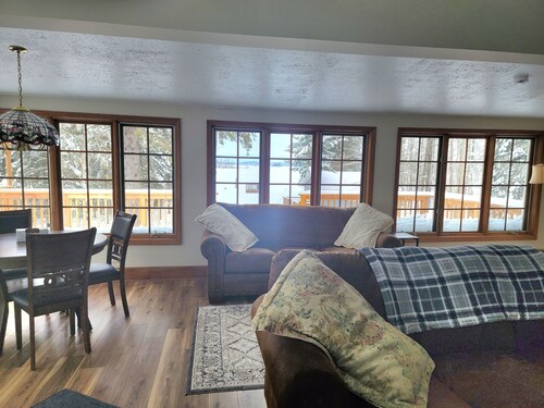 Lakefront retreat on Pike lake chain-excellent fishing & snowmobiling