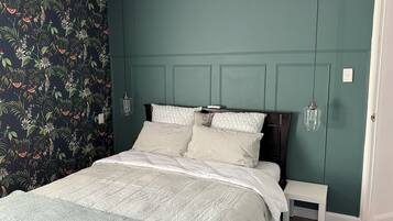 Internet, bed sheets