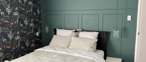 Internet, bed sheets