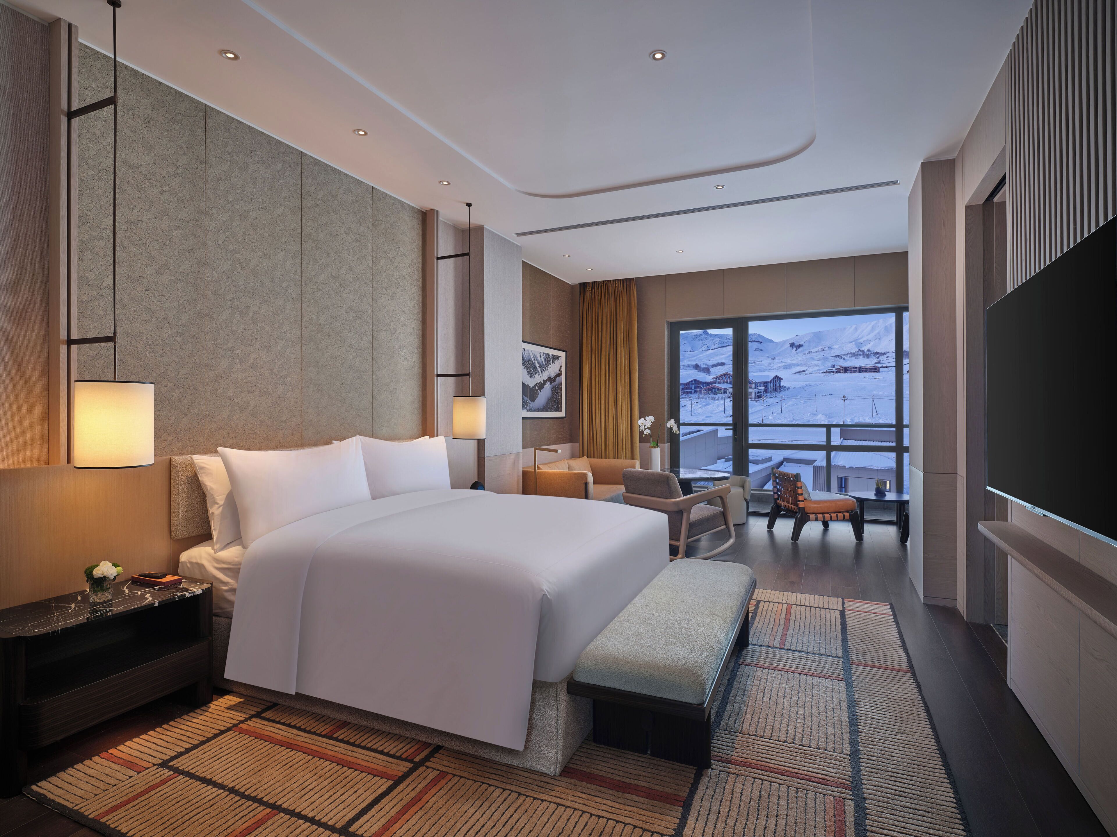 Deluxe-Zimmer, 1 King-Bett | Daunenbettdecken, Betten mit Memory-Foam-Matratzen, Minibar, Zimmersafe