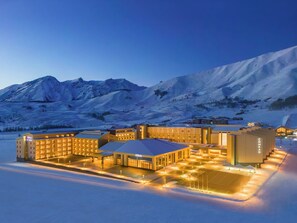 Exterior - Conrad Altay Hemu (Burqin)