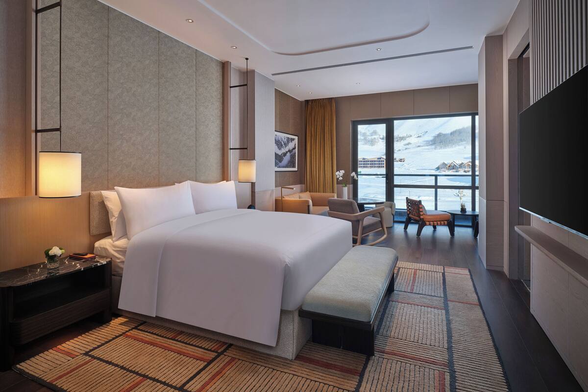 Down duvets, memory-foam beds, minibar, in-room safe