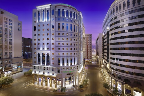 Diyar Ajwa, Tapestry Collection By Hilton