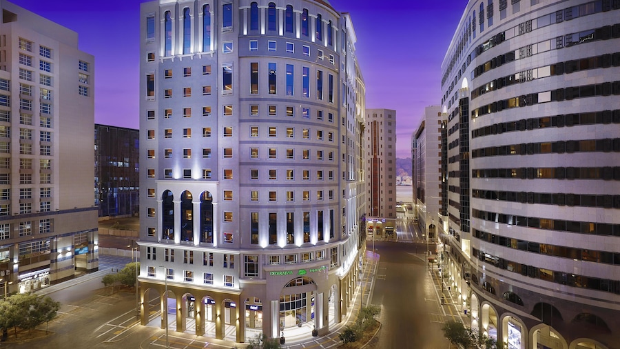 Diyar Ajwa, Tapestry Collection By Hilton