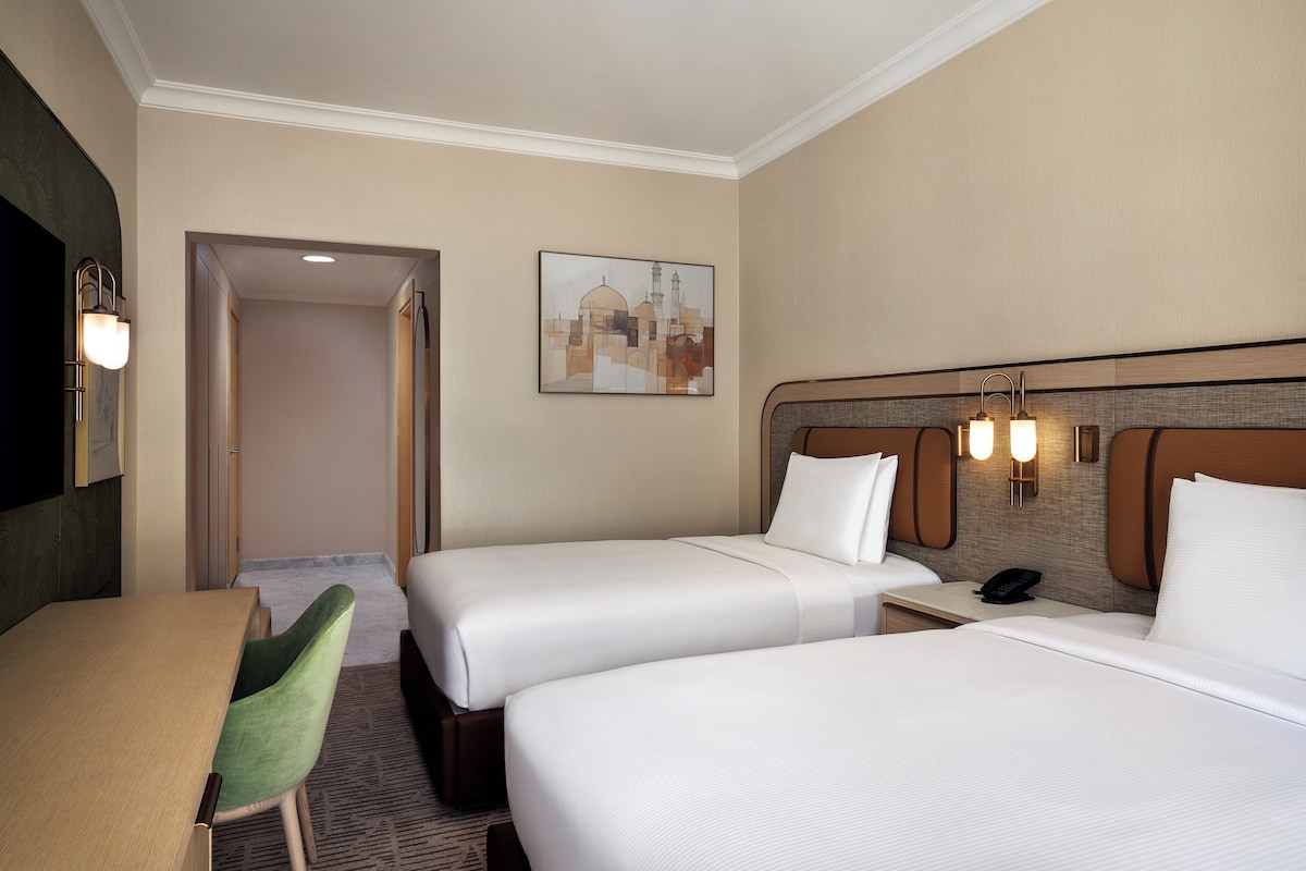 Down comforters, Select Comfort beds, minibar, in-room safe