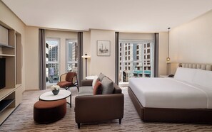 Junior Suite, 1 King Bed (Palm)