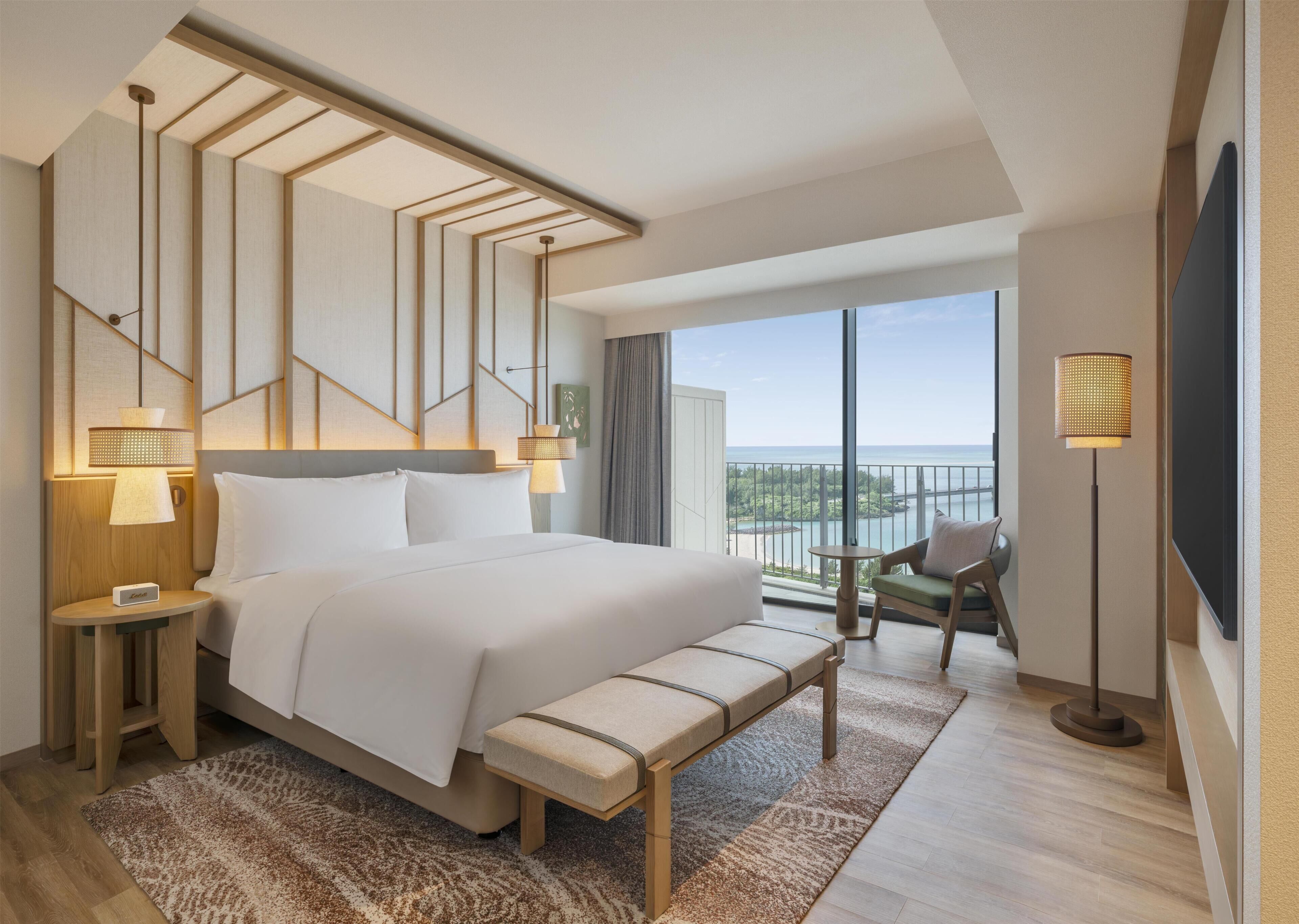 套房, 1 张特大床 (Canopy) | 迷你吧、客房内保险箱、办公桌、遮光窗帘