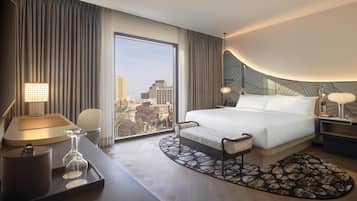 Egyptian cotton sheets, premium bedding, pillowtop beds, in-room safe