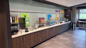 Petit déjeuner buffet compris tous les jours