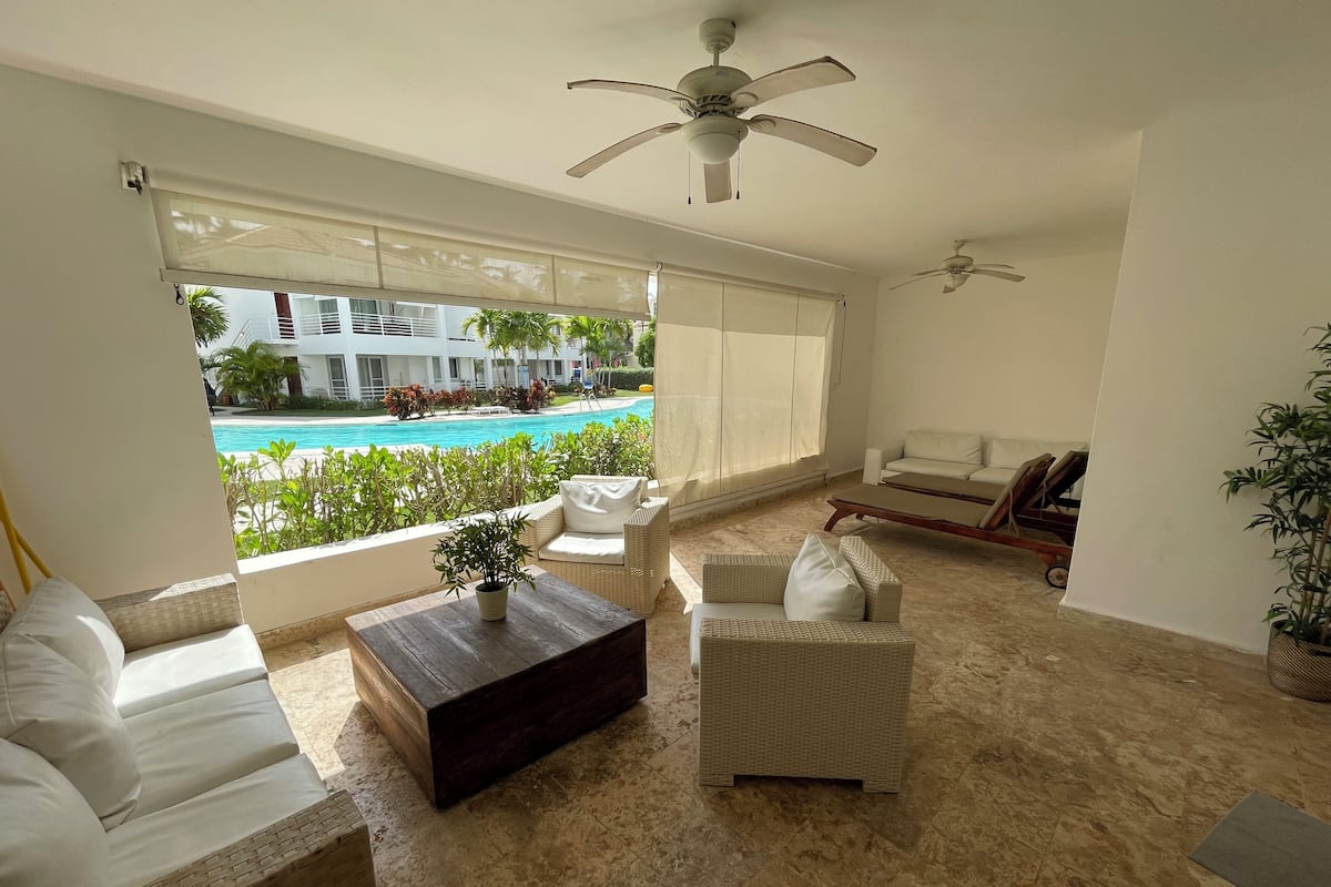 Apartamento, 2 quartos, ao lado da piscina | Terraço/pátio