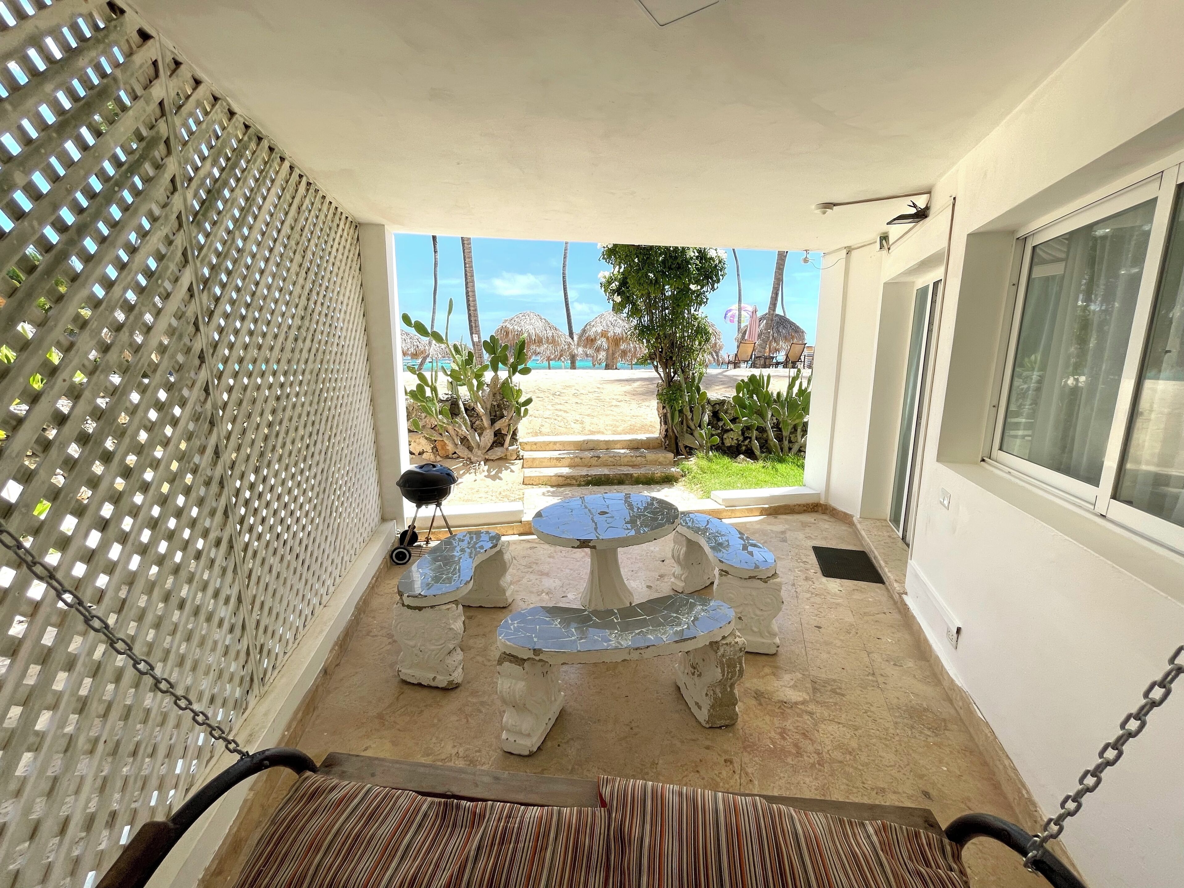 Deluxe-huoneisto, 2 makuuhuonetta, valtamerinäköala | Terassi/patio