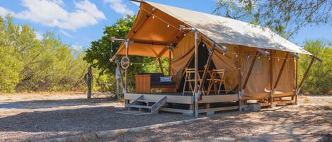 Glamping Tent | Terrace/patio