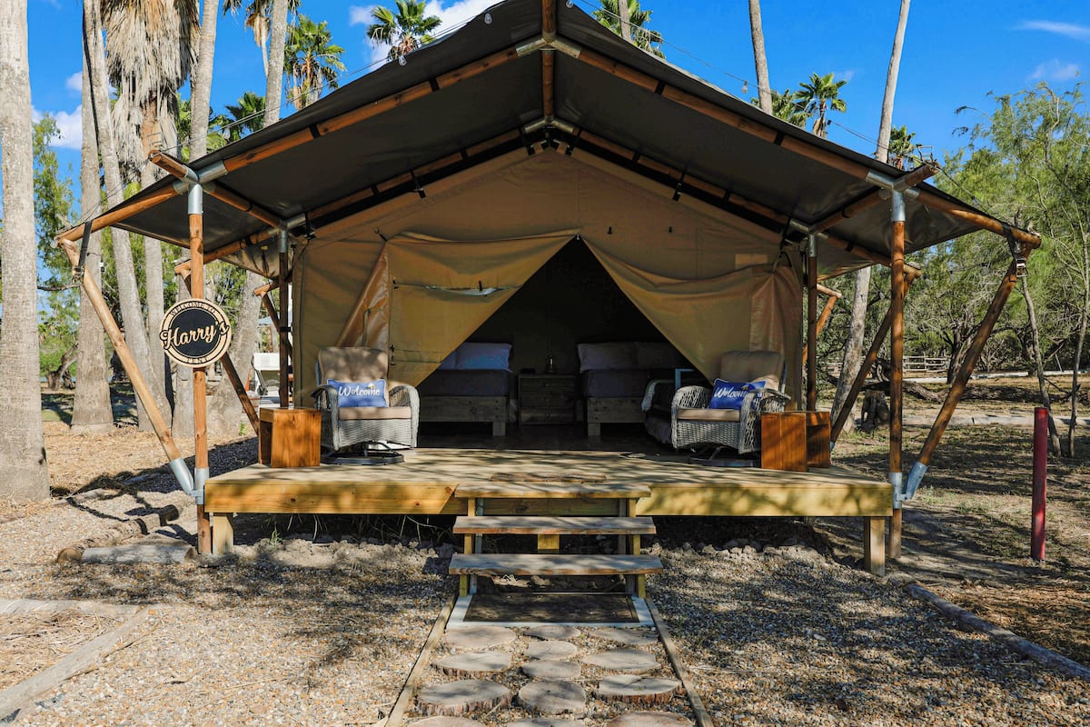 Rideaux occultants, fer et planche Ă repasser, Wi-Fi gratuit