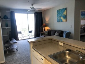 Interior - Dunes Court Hideaway - Cozy Apartment in Kissimmee (Kissimmee)